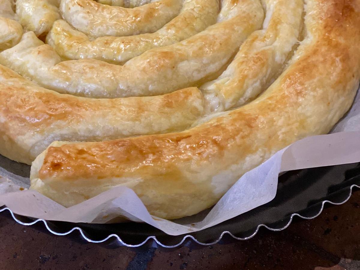 Rotolo di pasta sfoglia&nbsp;ripieno