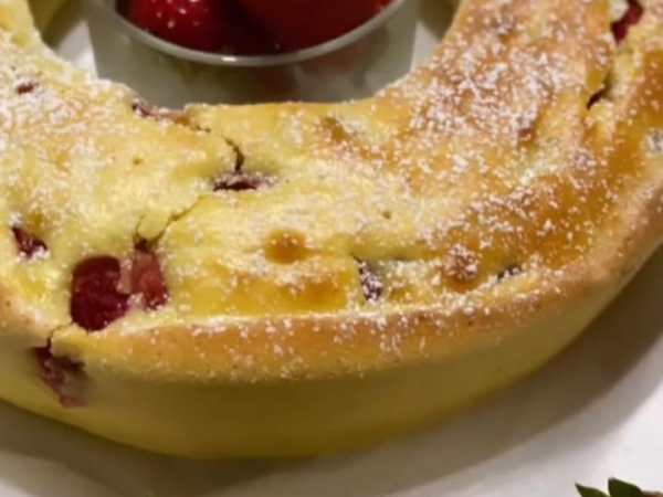 Ciambellone alle Fragole